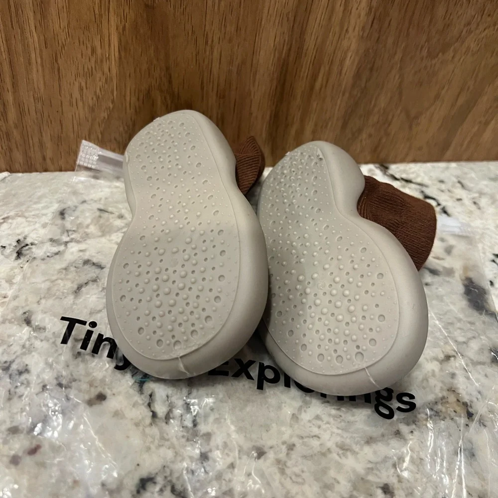Tiny Explorings Brown Sock Slipper Baby Shoes Slip Resistant EU 18/19